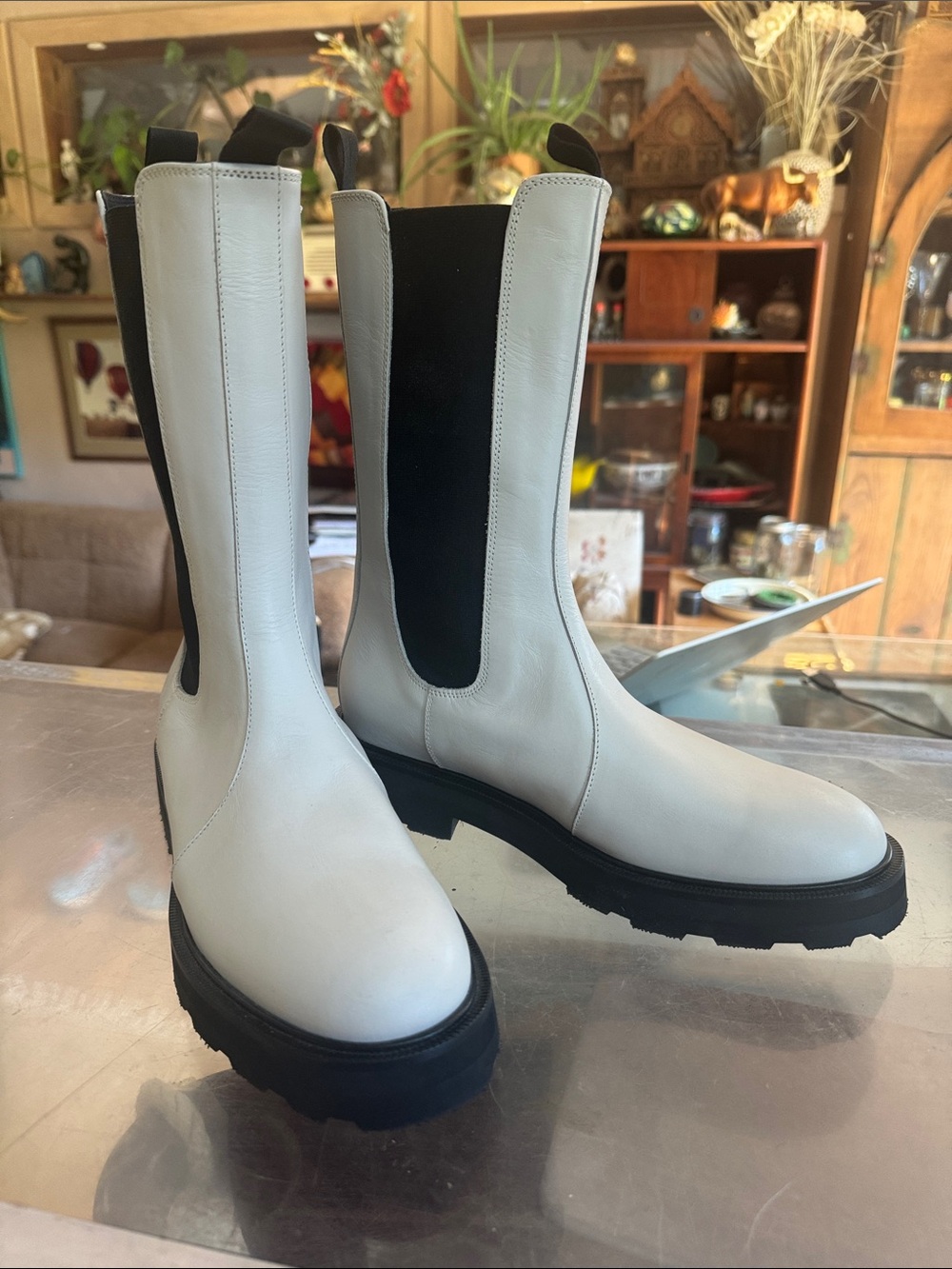 White Chelsea Lug Boots Lita Slip On 39 Brand New